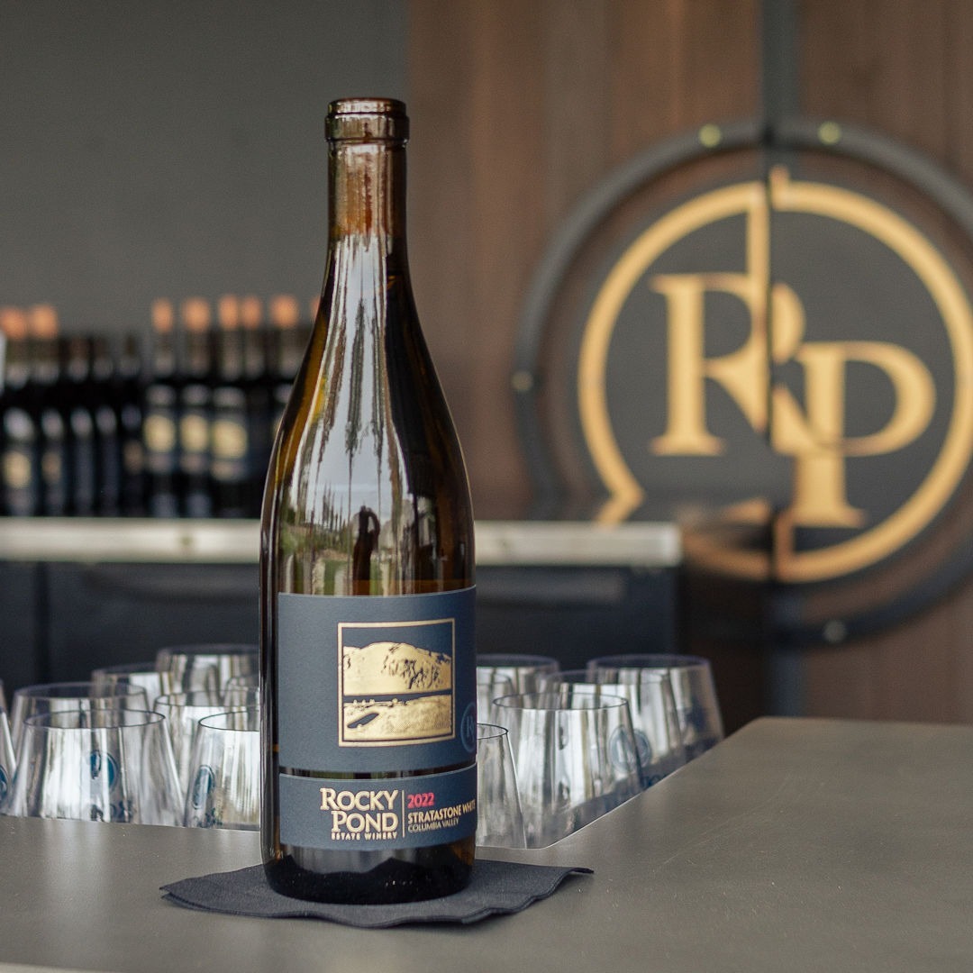 A bottle of rocky pond wine in Lake Chelan Wineries